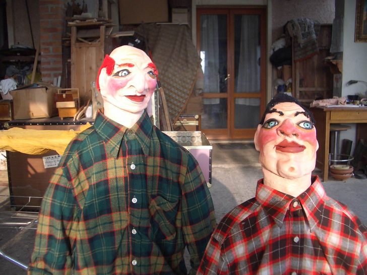 Personaggio 1 e personaggio 2 dopo il restauro